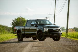 2019 Ford F-250 Super Duty Platinum Tremor Off-Road Package Crew Cab